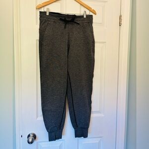 Lululemon On Track Heathered Grey Joggers | Size 8